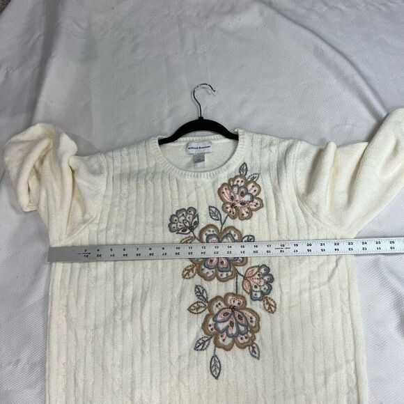 Alfred Dunner Glacier Lake Ivory Floral Soft Chenille Pullover Sweater Sz L Wome - Picture 5 of 8